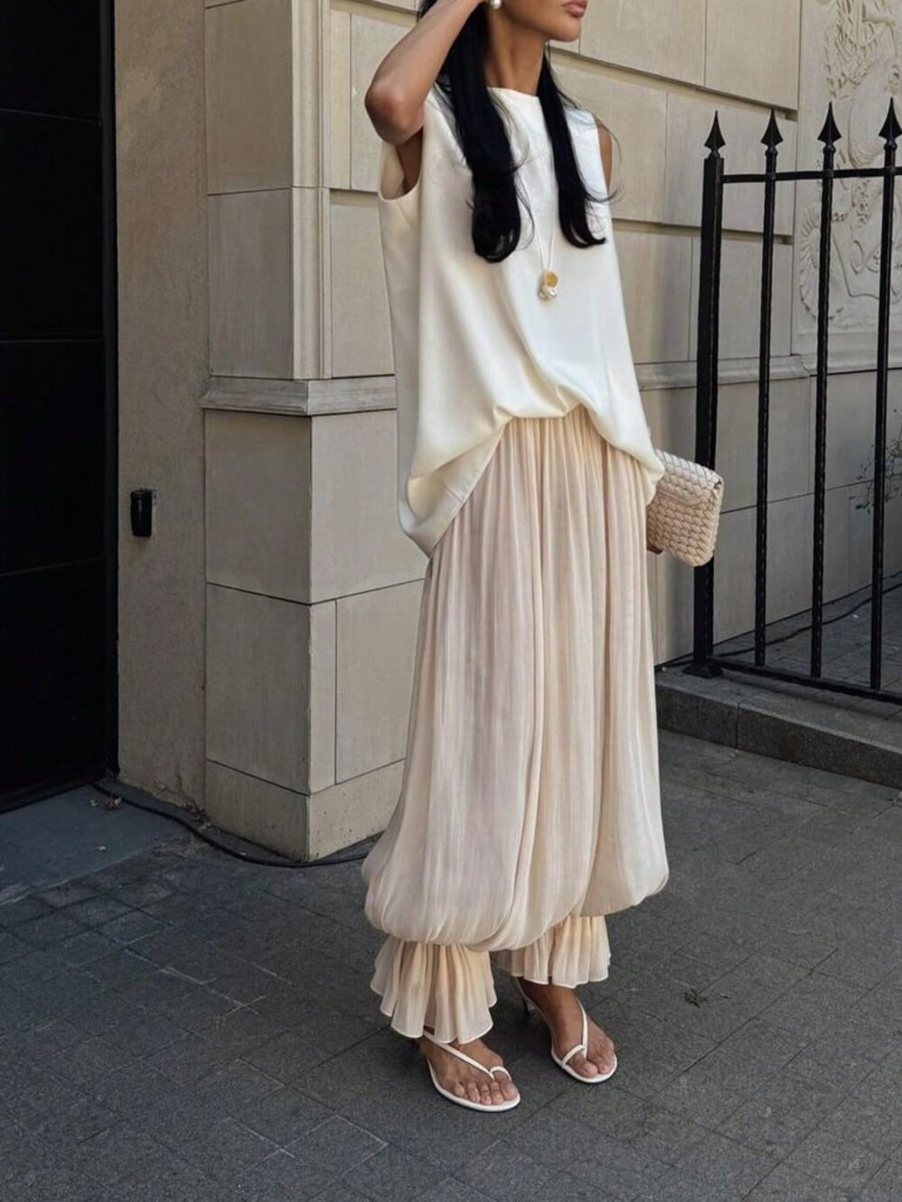 Beige Elegant Women's Balloon Long Pants with Bubble Pleated Wide Leg Harem - Picture 5 of 7